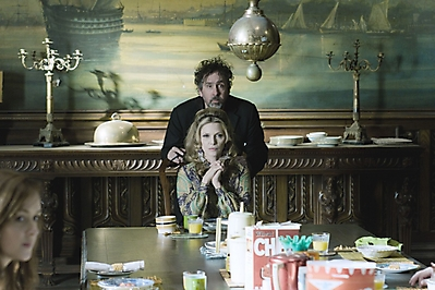Illustration for article titled Dark Shadows Stills